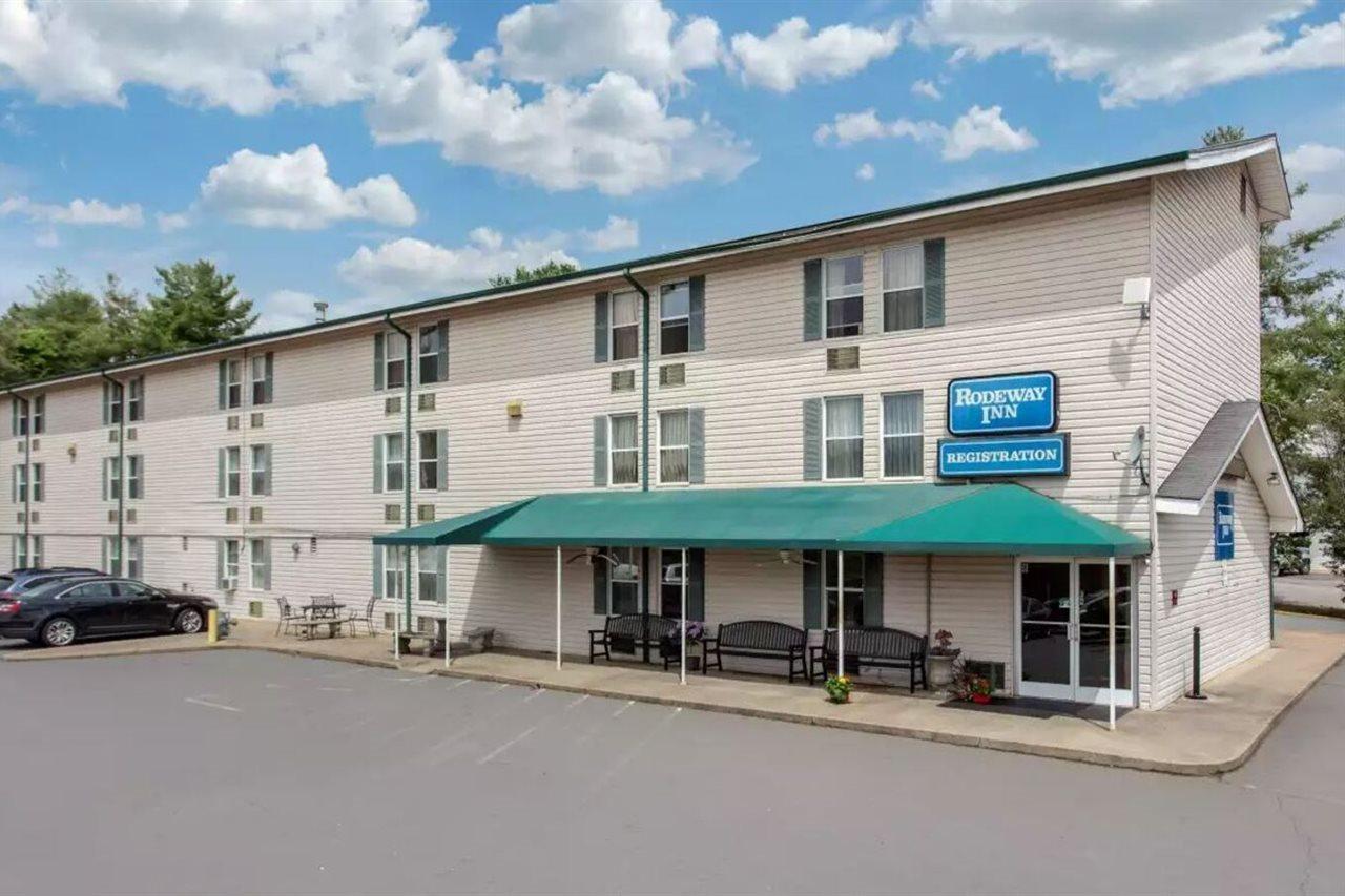 Rodeway Inn Asheville Exteriör bild