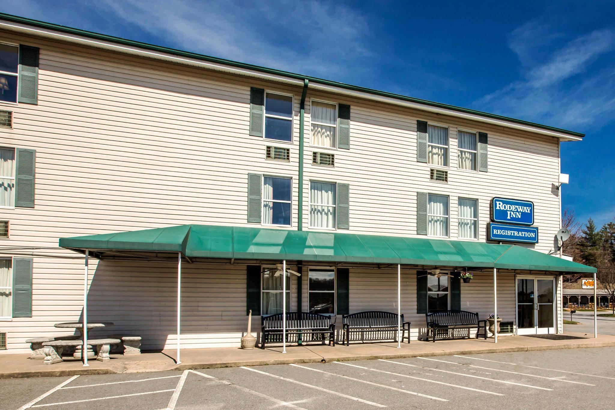 Rodeway Inn Asheville Exteriör bild
